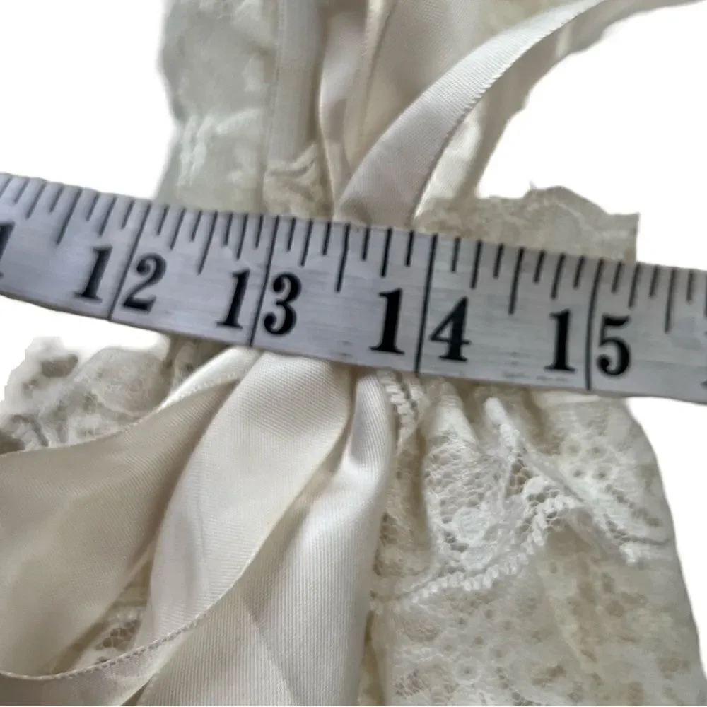 Girls Vintage 1990s Cream Tiered Lace Cottagecore Dress